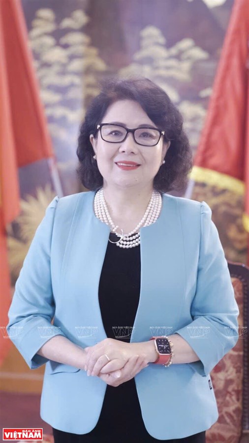Ảnh chuyên gia Mdm. Nguyễn Thị Tuyết Minh