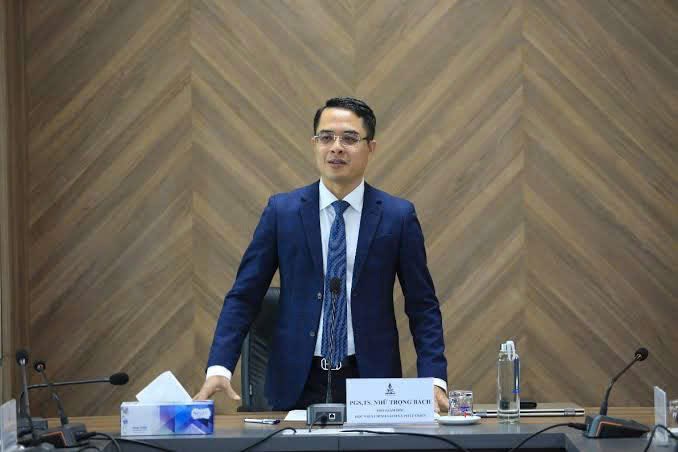Ảnh chuyên gia PGS.TS Nhữ Trọng Bách